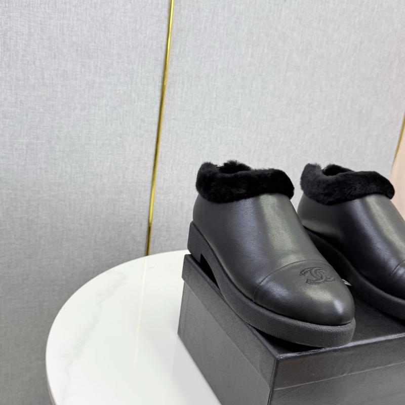 Ch**el boots